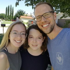 Meet your Posher, Vallie